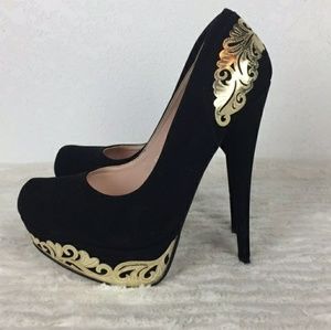 Andrea's Black and Gold